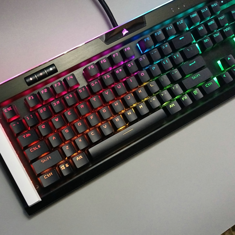 Capuchons de touches transpare - Gaming Keyboard Corsair avis et prix